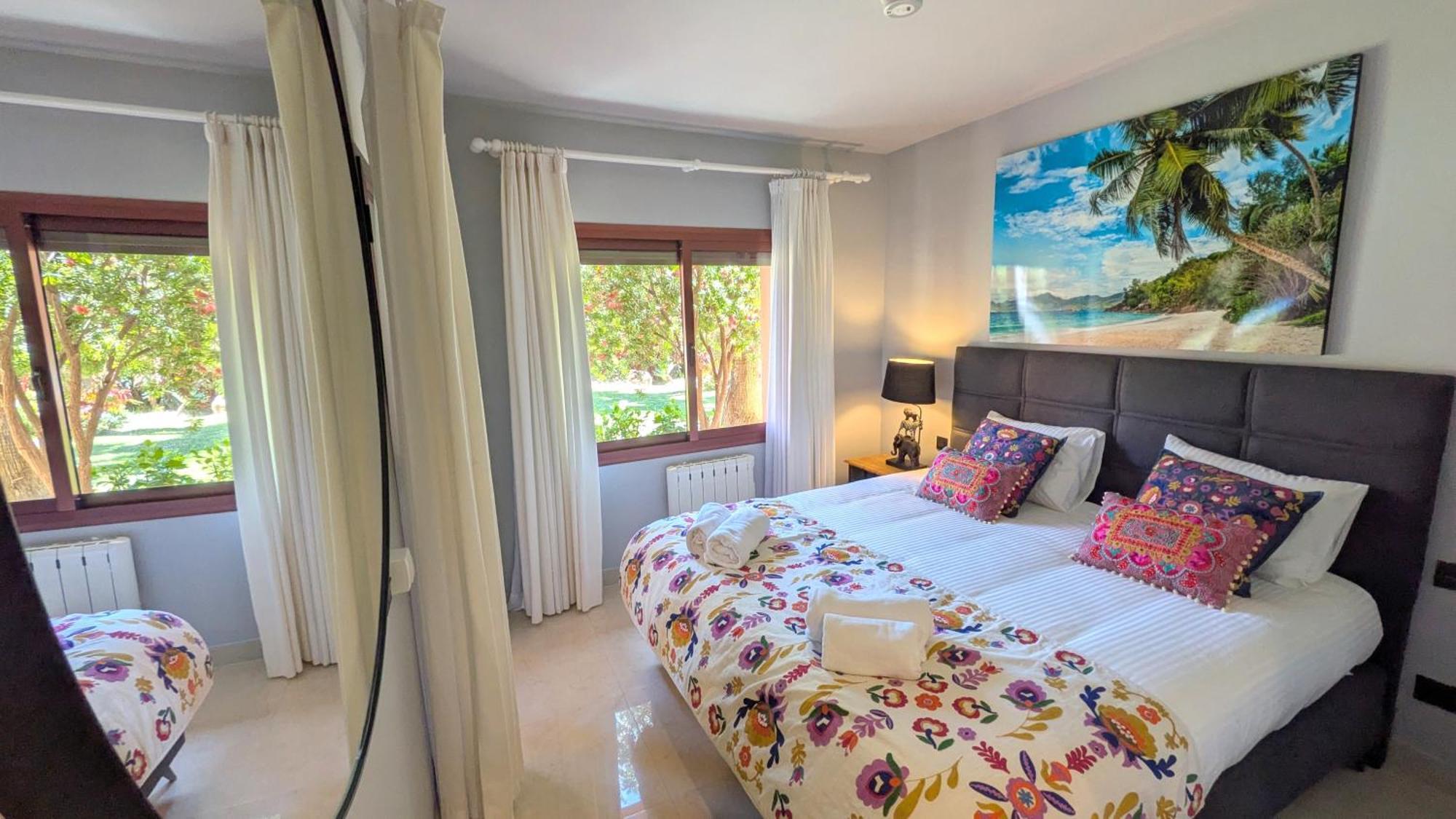 Marbella Bliss 2 Min To Alicate Beach And Pool In Residence Bagian luar foto